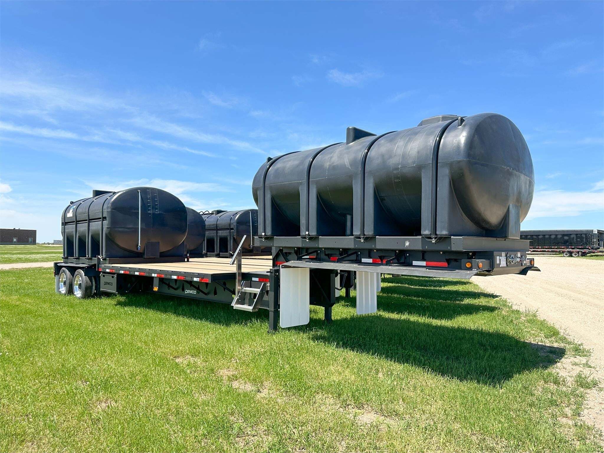 2027 DEMCO LIQUID TENDER in Henderson, IA