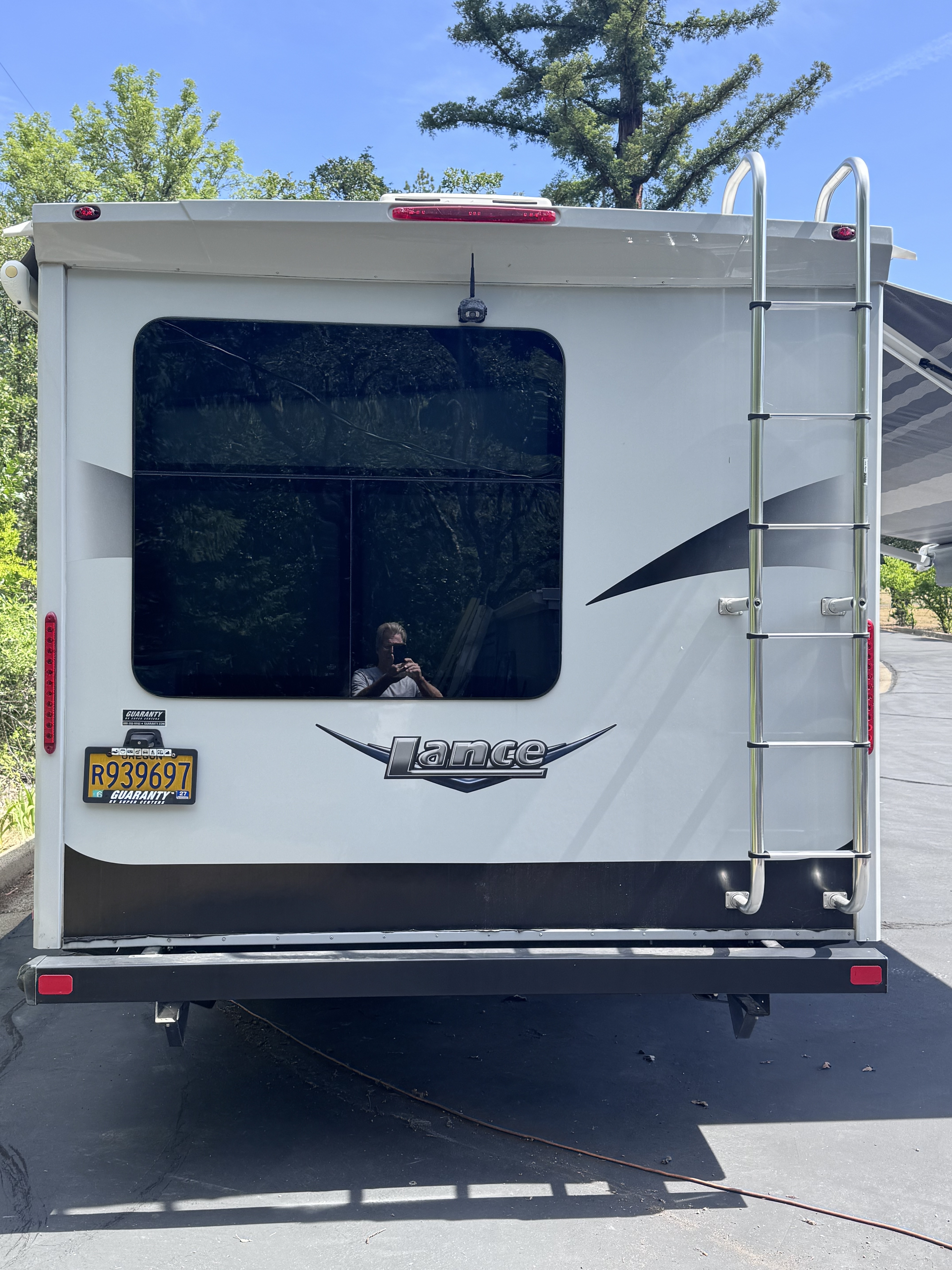2019 Lance 2465 TRAVEL TRAILER in gold hill OR