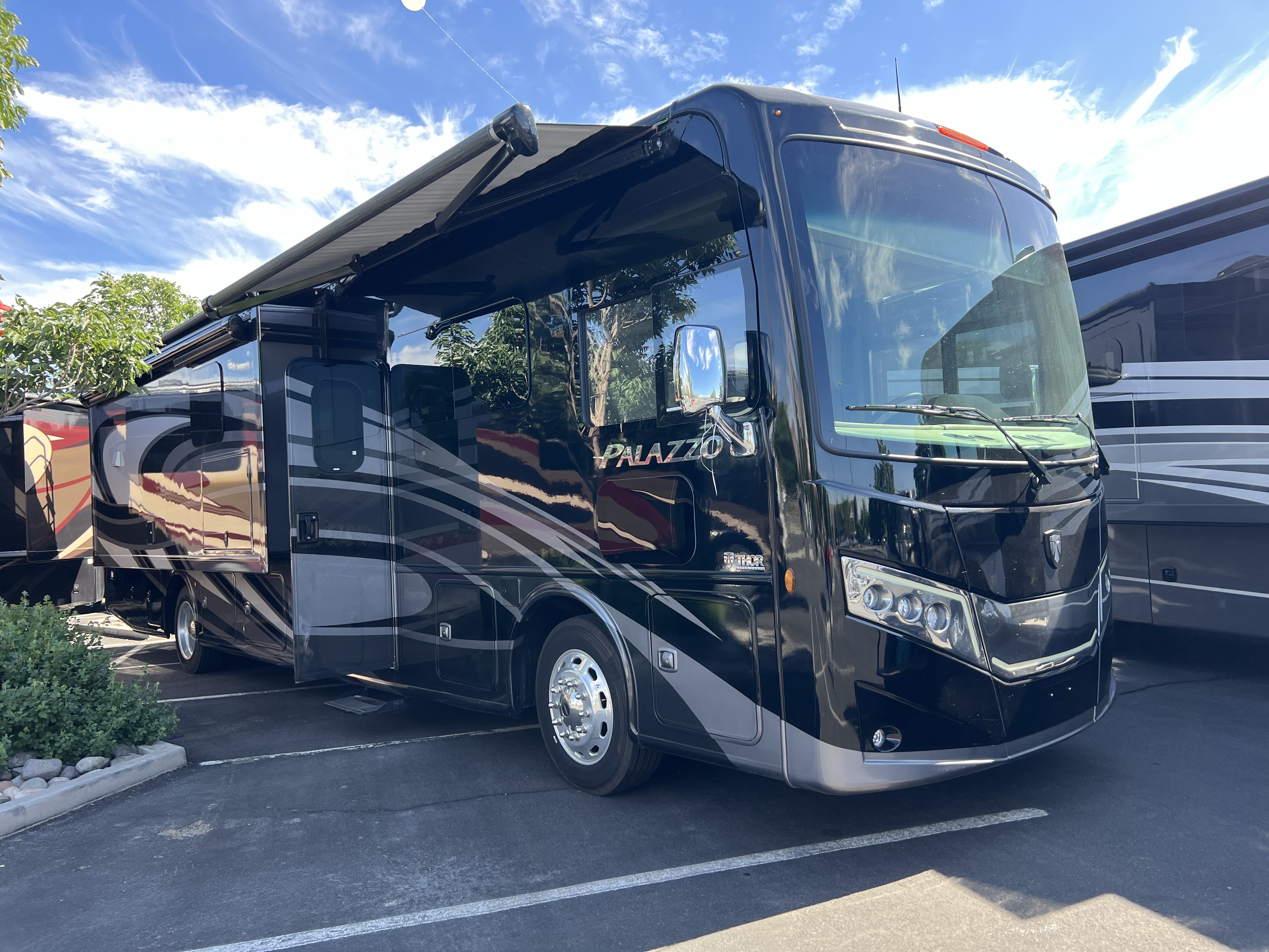 2022 Thor Motor Coach Palazzo 37.4 in sparks NV