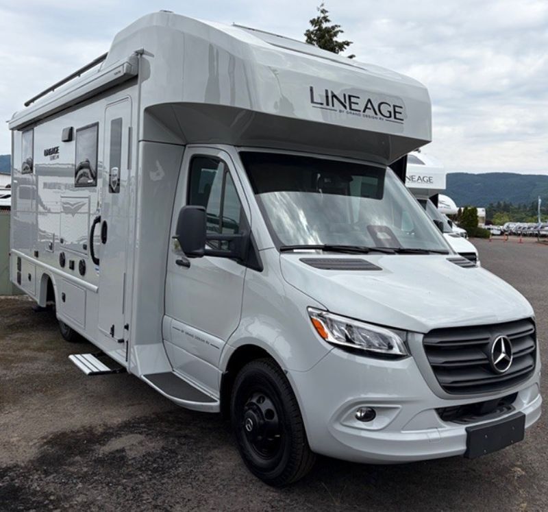2026 Grand Design Lineage 25FW in coburg OR