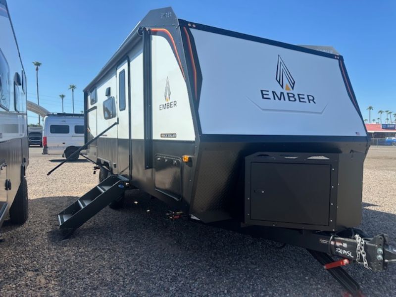 2026 Ember Overland Series 221MSL in fresno CA