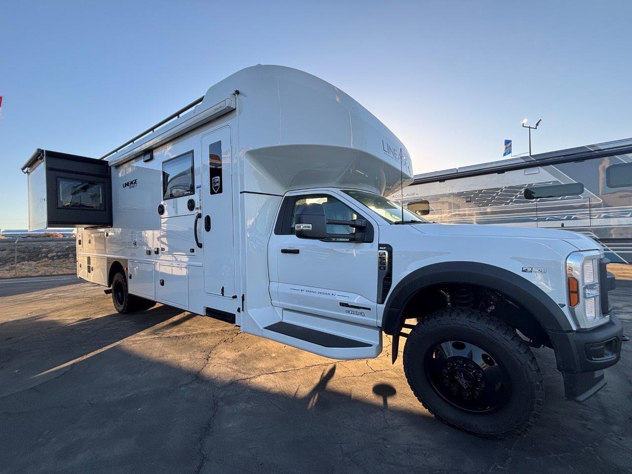 2026 Grand Design Lineage Series F 31ZW in fresno CA