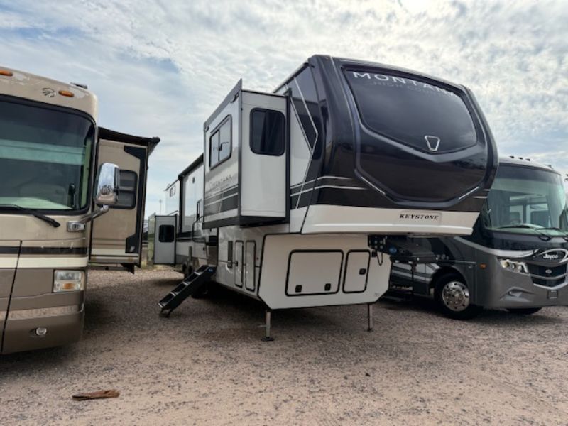 2026 Keystone Montana High Country 377FL in mesa AZ