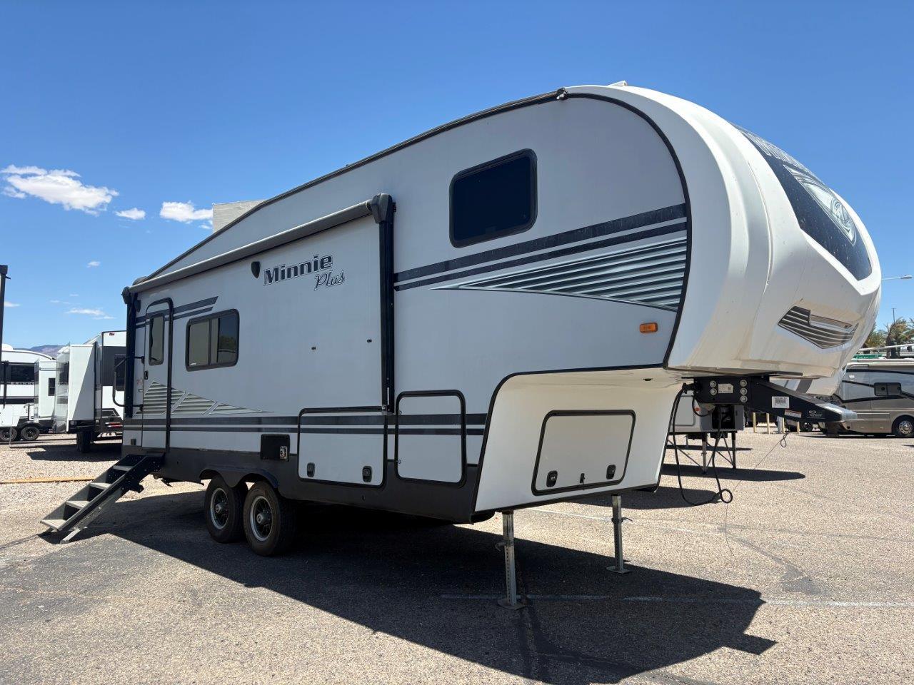 2019 Winnebago Minnie Plus 25RKS in laughlin NV