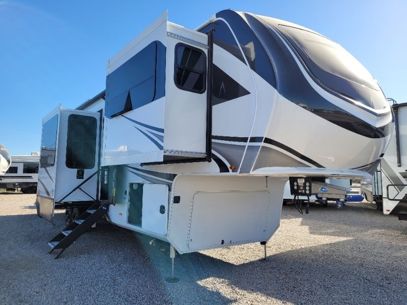 2026 Grand Design Solitude 380FL in fresno CA