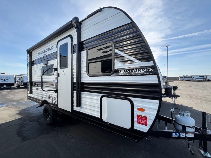 2026 Grand Design Transcend ONE 151BH in fresno CA