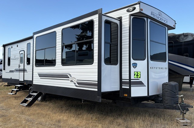 2023 Keystone Residence 40MBNK in coburg OR