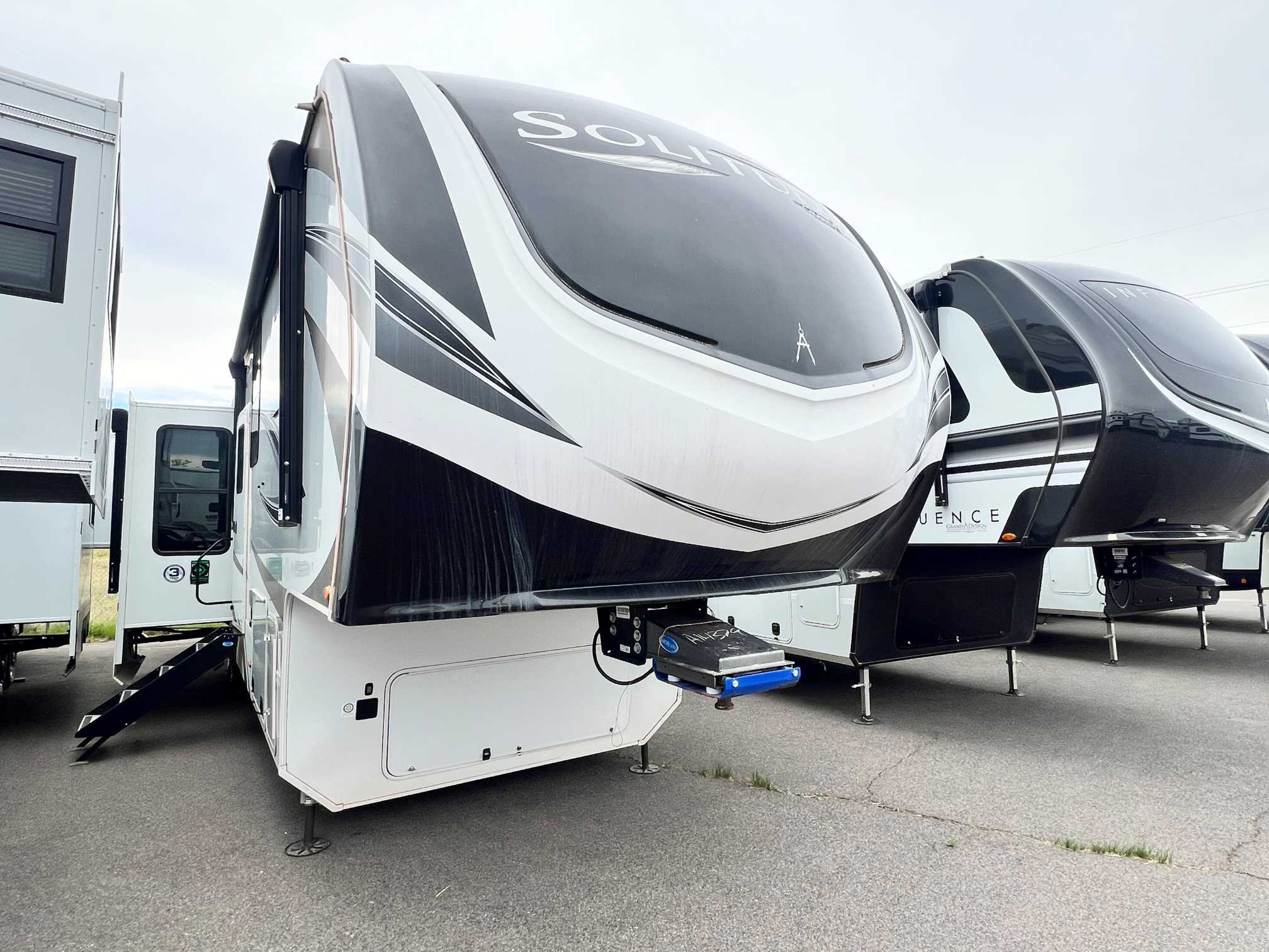 2023 Grand Design Solitude 391DL in flagstaff AZ