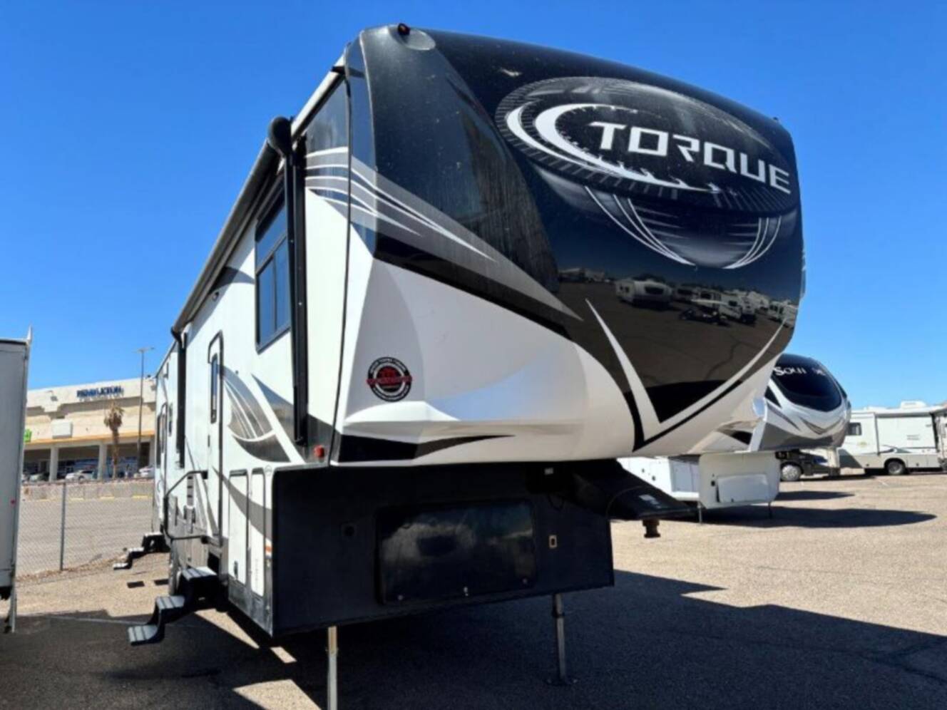 A photo of this 2019 Heartland Torque TQ 327