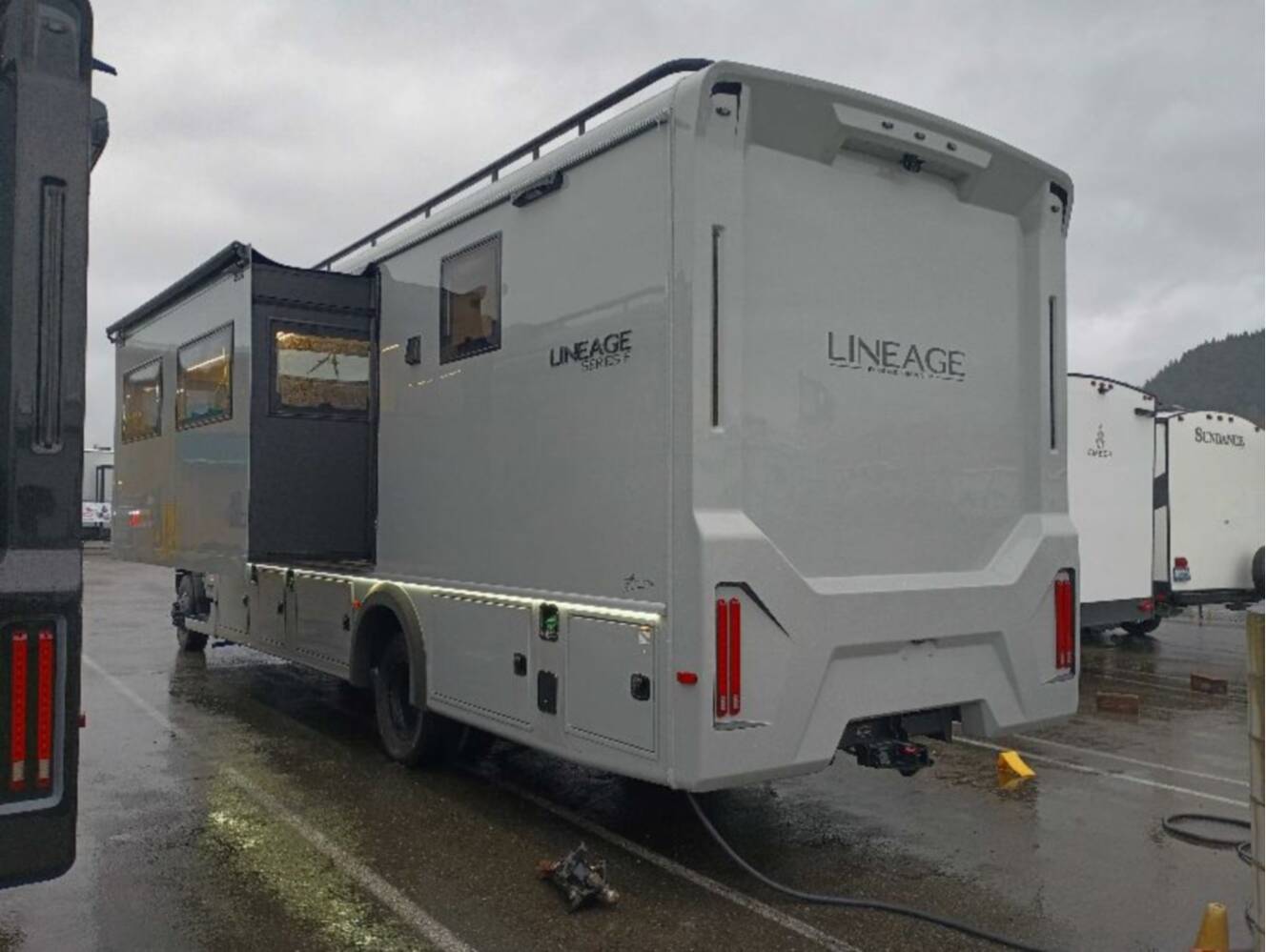 A photo of this 2026 Grand Design Lineage Series F 31ZW