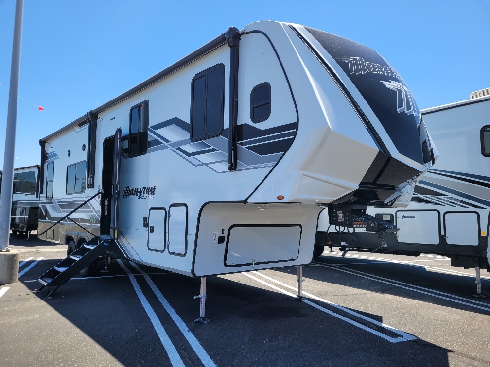 2026 Grand Design Momentum G-Class 325G in fresno CA