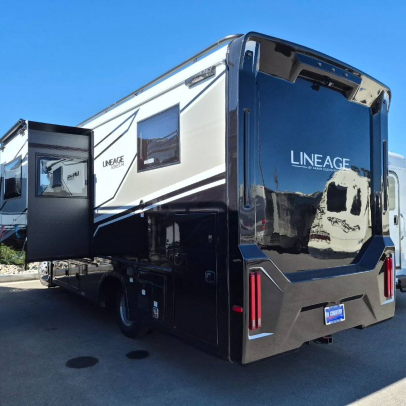 A photo of this 2026 Grand Design Lineage Series M 25TK