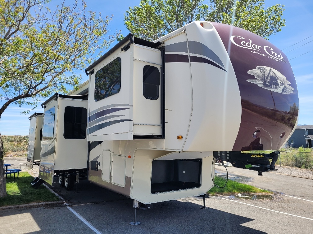 2019 Forest River Cedar Creek Hathaway Edition 38FLX in fresno CA