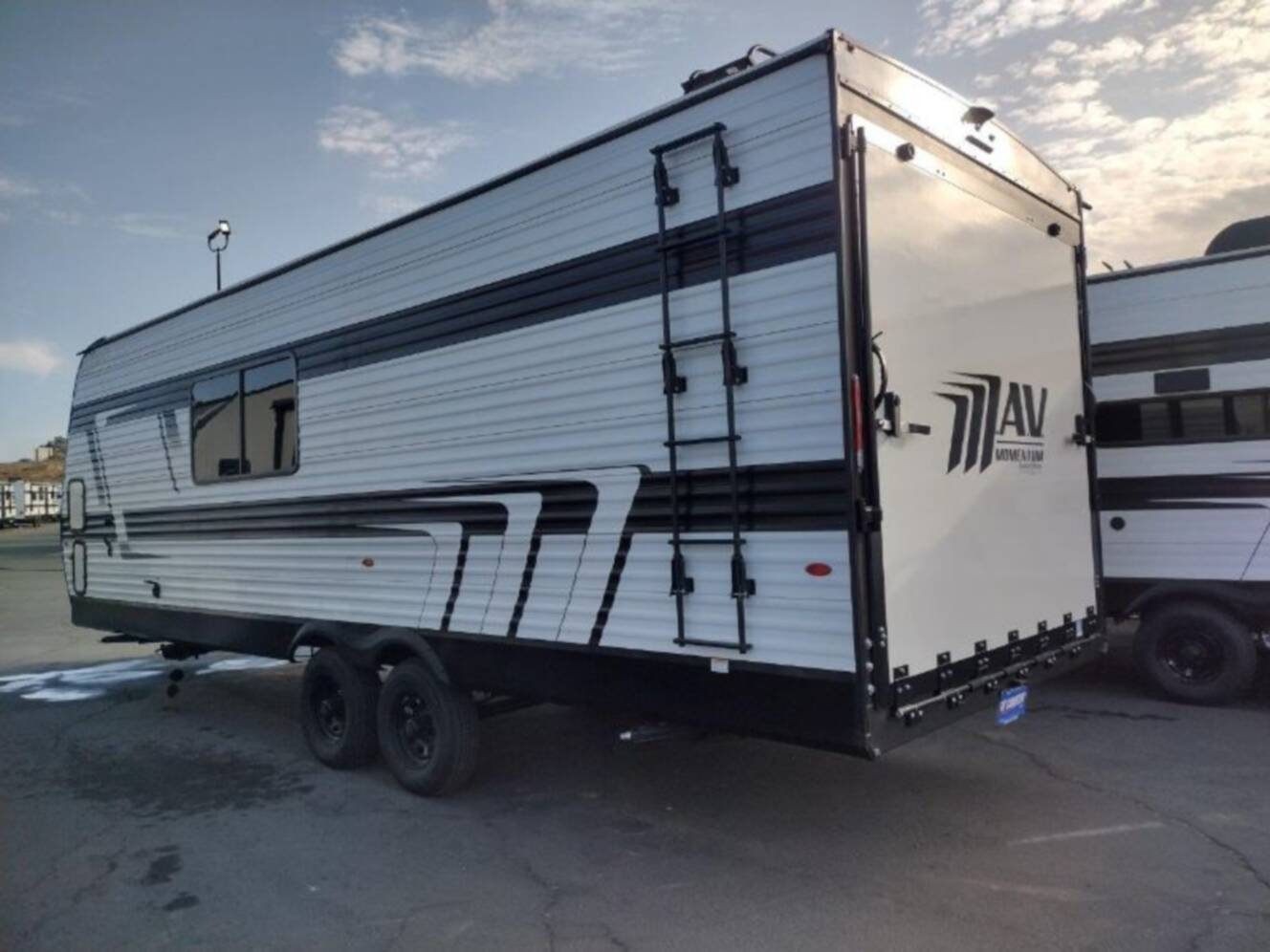 A photo of this 2025 Grand Design Momentum MAV 24MAV