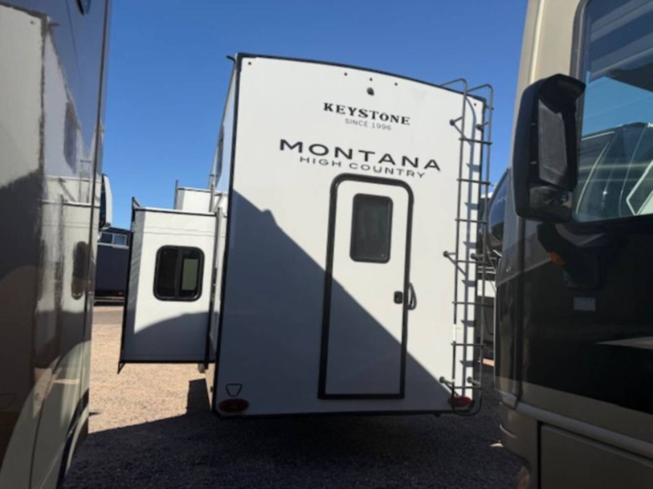 A photo of this 2026 Keystone Montana High Country 381TB