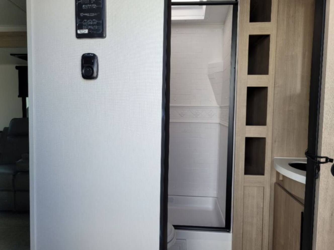 A photo of this 2025 Grand Design Imagine 2670MK