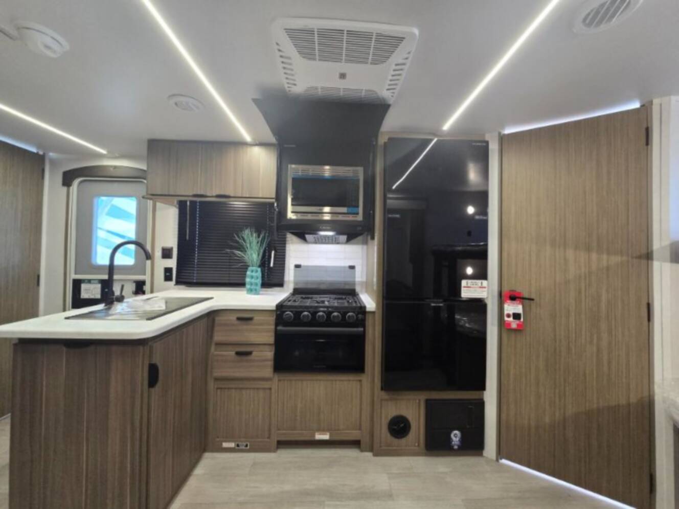 A photo of this 2026 Forest River Salem Cruise Lite 24VIEW