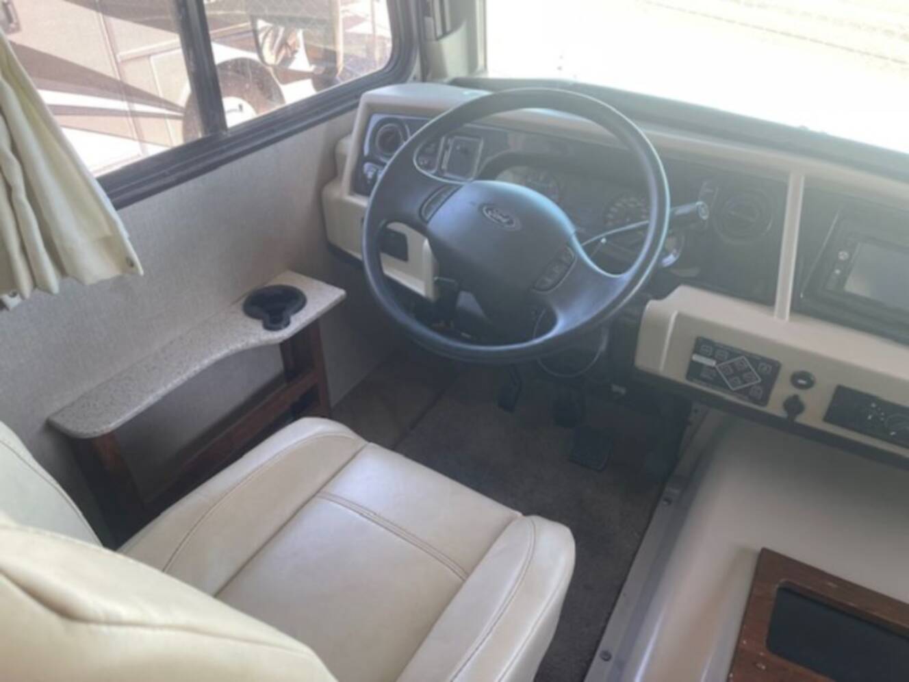 A photo of this 2017 Holiday Rambler Vacationer XE 34S