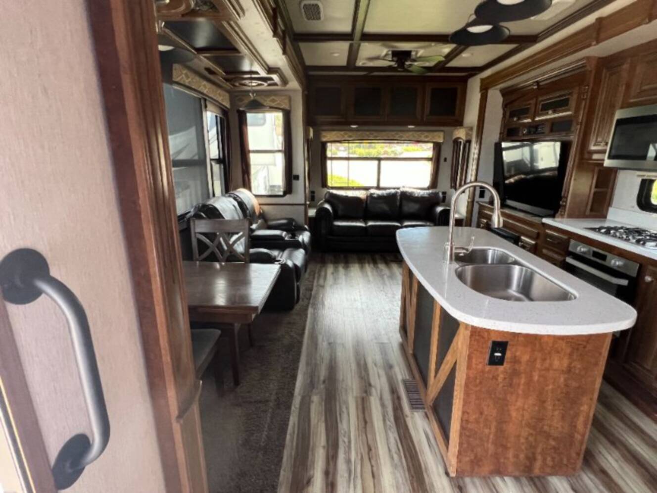 A photo of this 2019 Heartland Bighorn BH 3160 ELITE