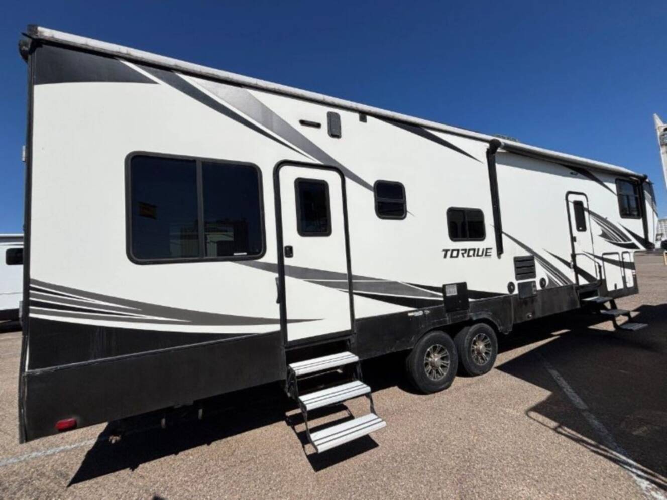 A photo of this 2019 Heartland Torque TQ 327