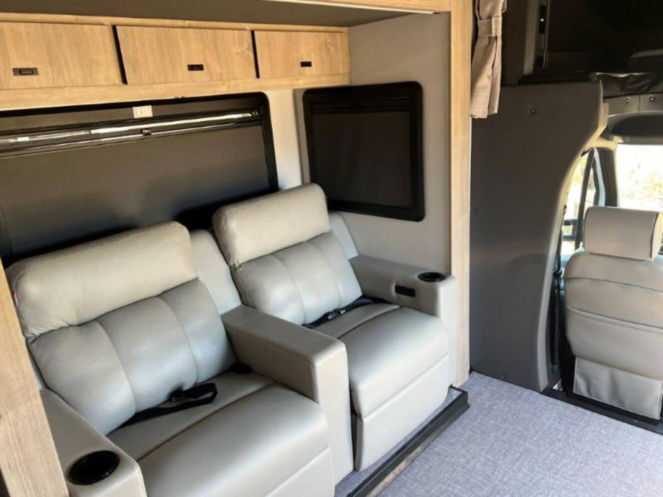 A photo of this 2026 Grand Design Lineage Series M 25TK