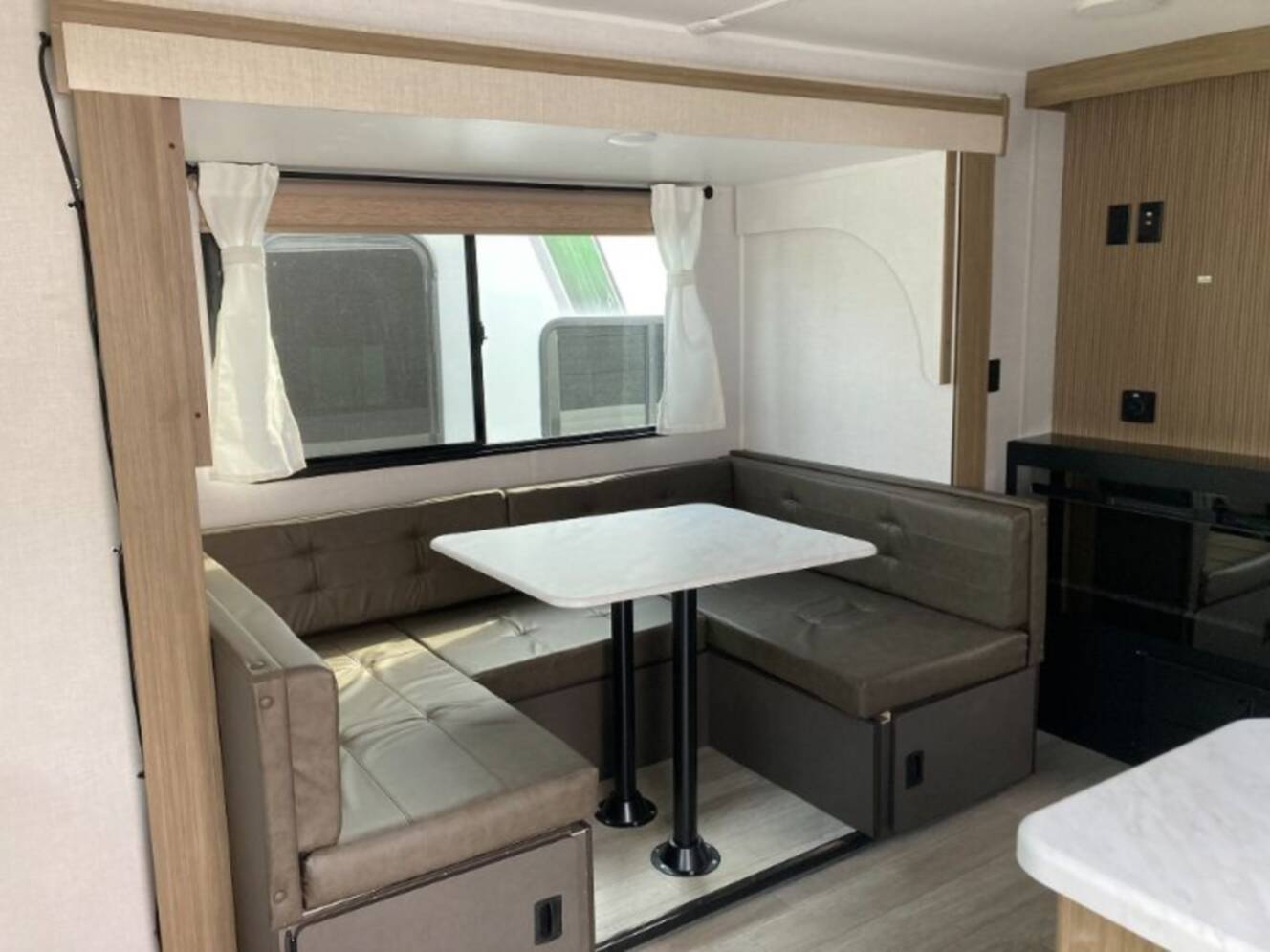 A photo of this 2025 Forest River Salem Cruise Lite 24RLXL