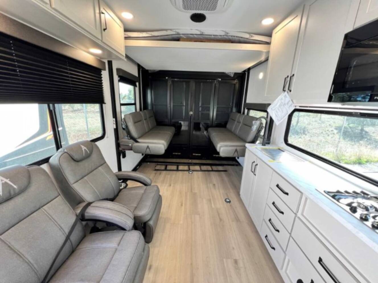 A photo of this 2026 Grand Design Momentum G-Class 21G