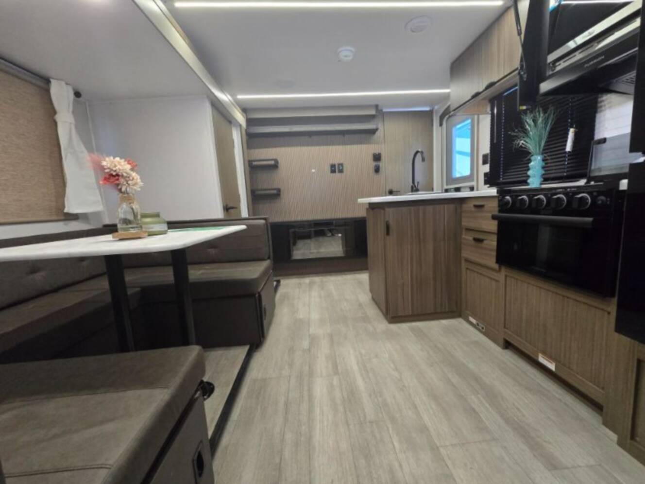 A photo of this 2026 Forest River Salem Cruise Lite 24VIEW