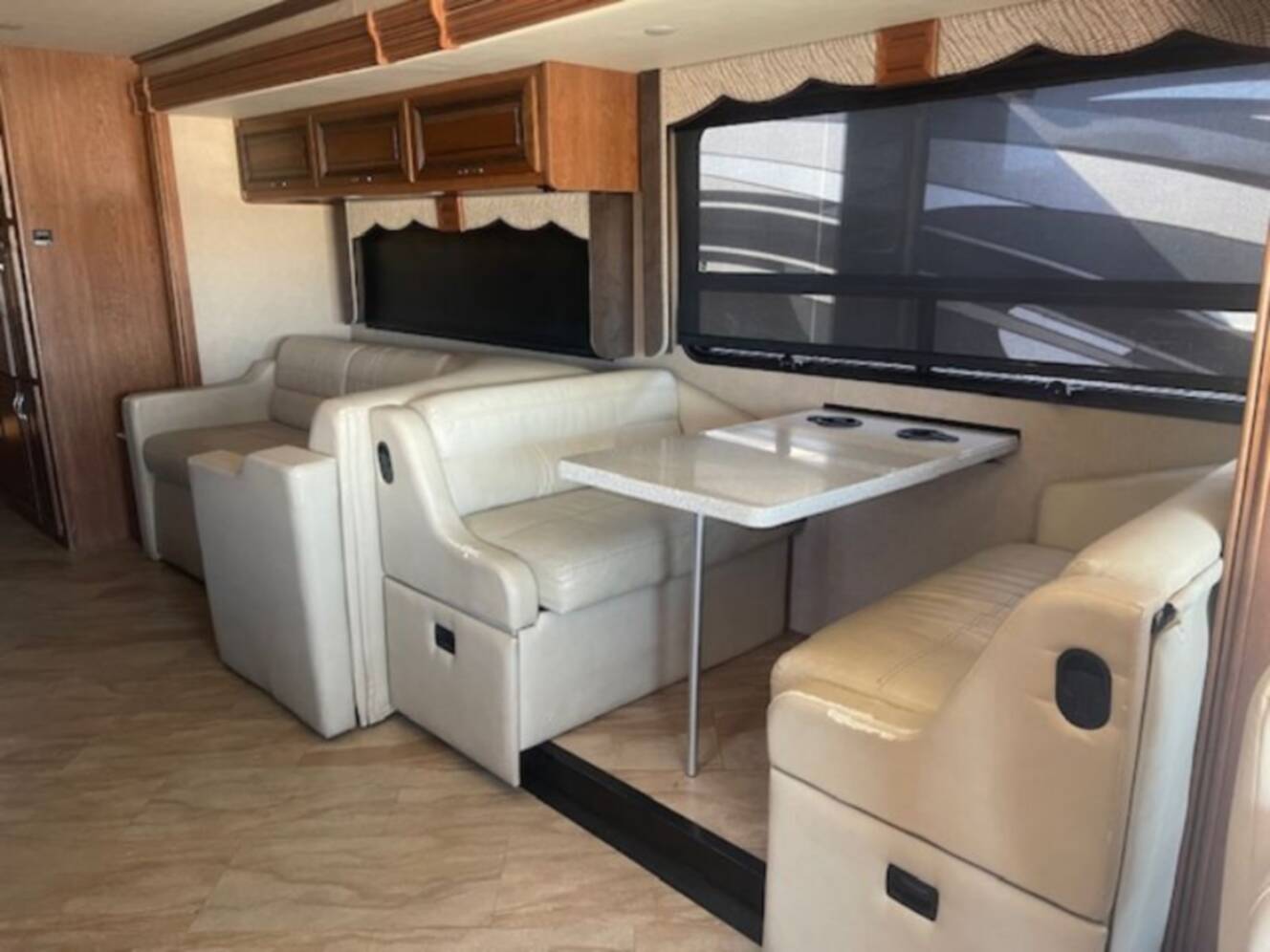 A photo of this 2017 Holiday Rambler Vacationer XE 34S