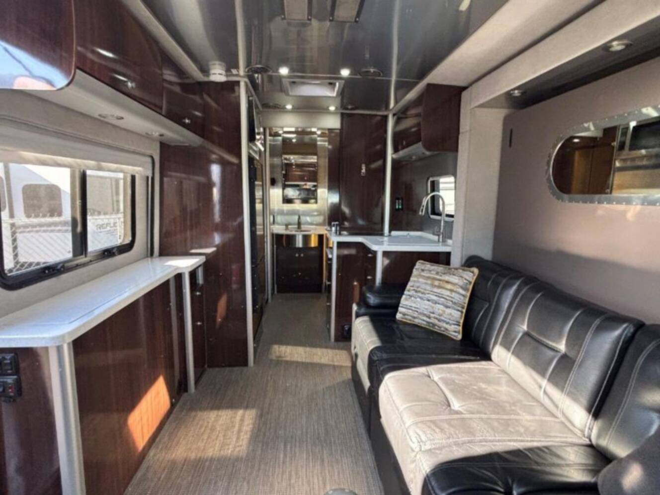 A photo of this 2019 Airstream Atlas Murphy Suite