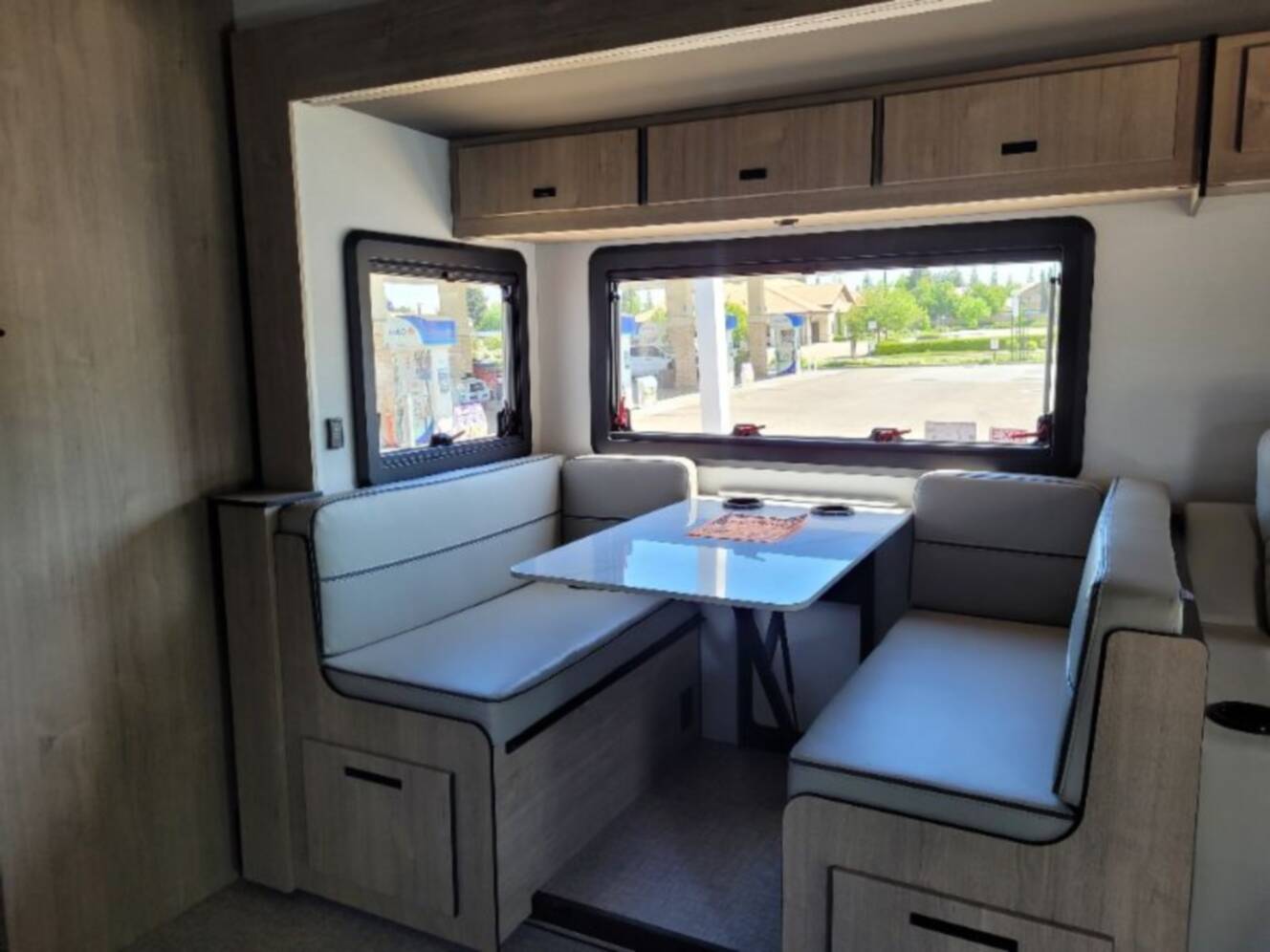 A photo of this 2026 Grand Design Lineage Series F 31ZW5