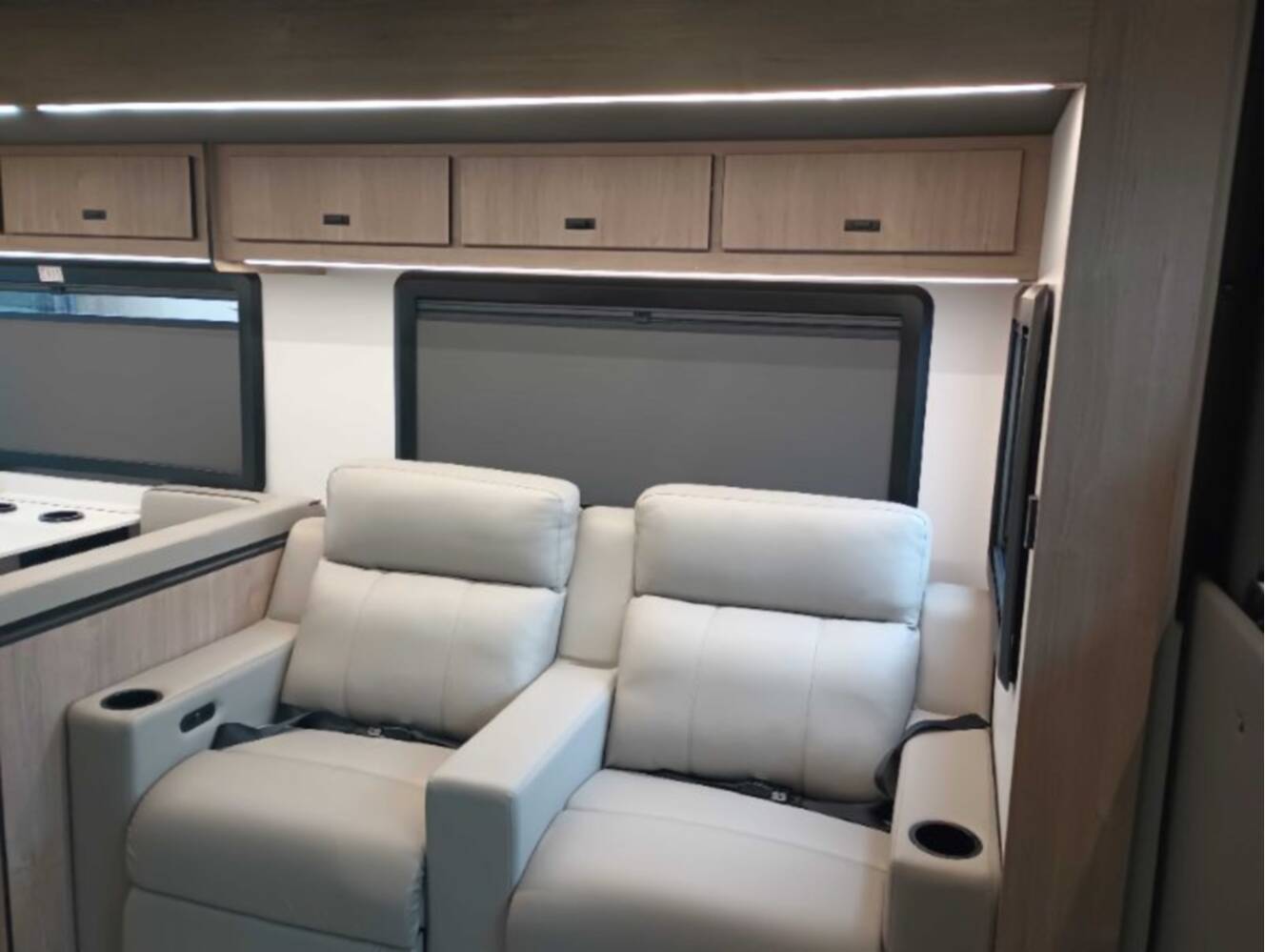 A photo of this 2026 Grand Design Lineage Series F 31ZW