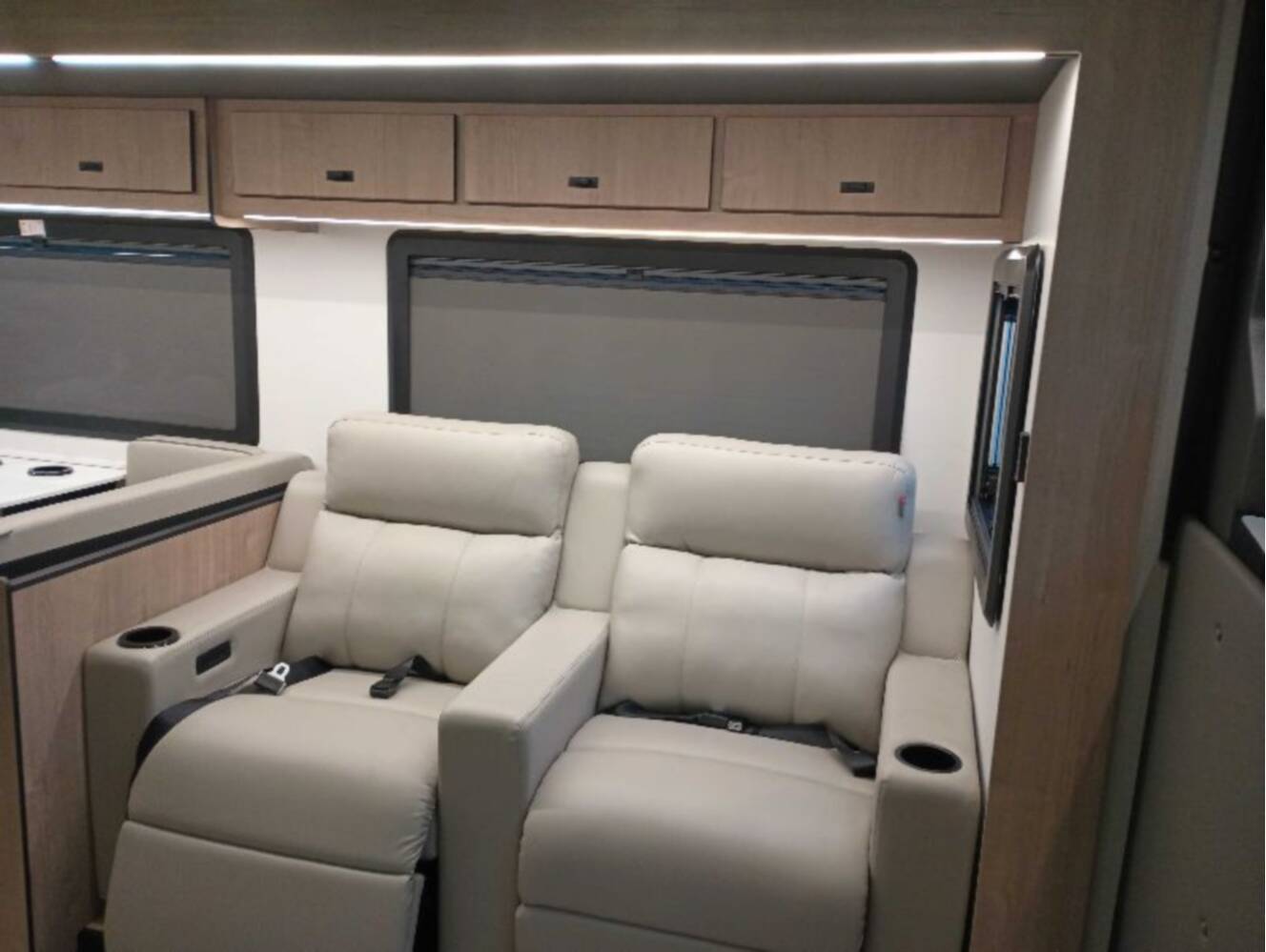 A photo of this 2026 Grand Design Lineage Series F 31ZW