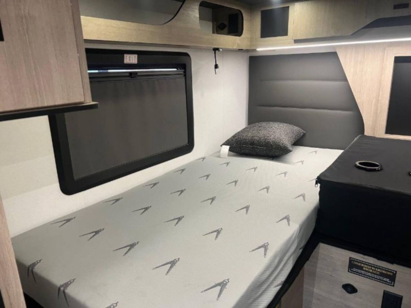 A photo of this 2026 Grand Design Lineage Series M 25TK