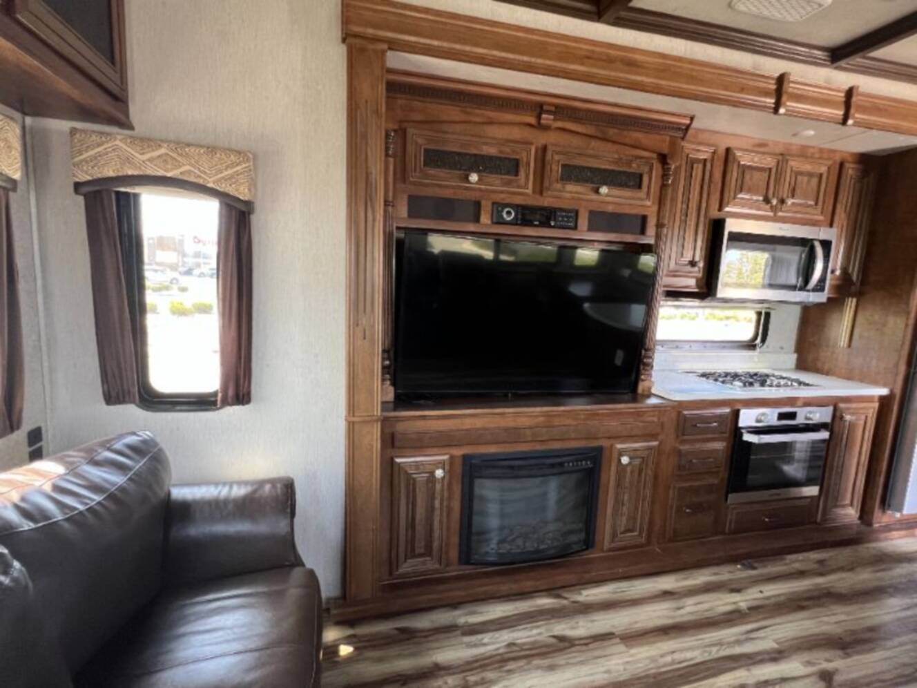 A photo of this 2019 Heartland Bighorn BH 3160 ELITE
