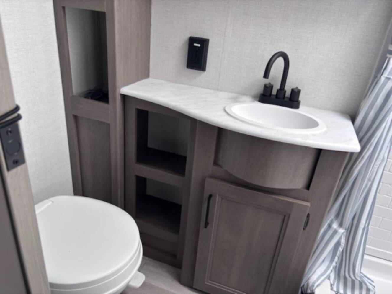 A photo of this 2026 Grand Design Transcend XPLOR 25MLX