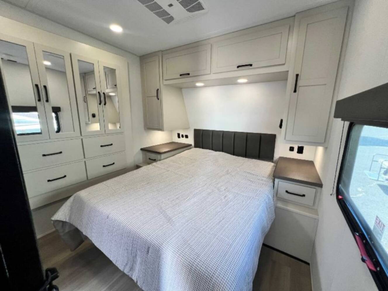 A photo of this 2026 Grand Design Momentum G-Class 21G