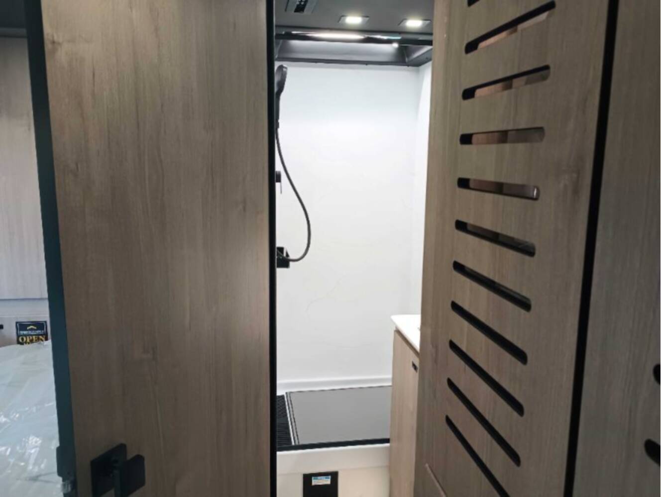 A photo of this 2026 Grand Design Lineage Series F 31ZW