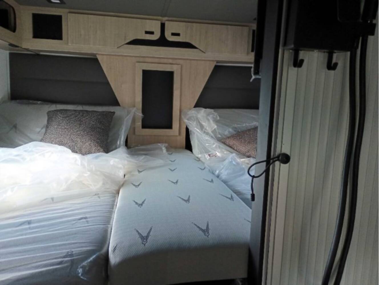 A photo of this 2026 Grand Design Lineage Series M 25TK