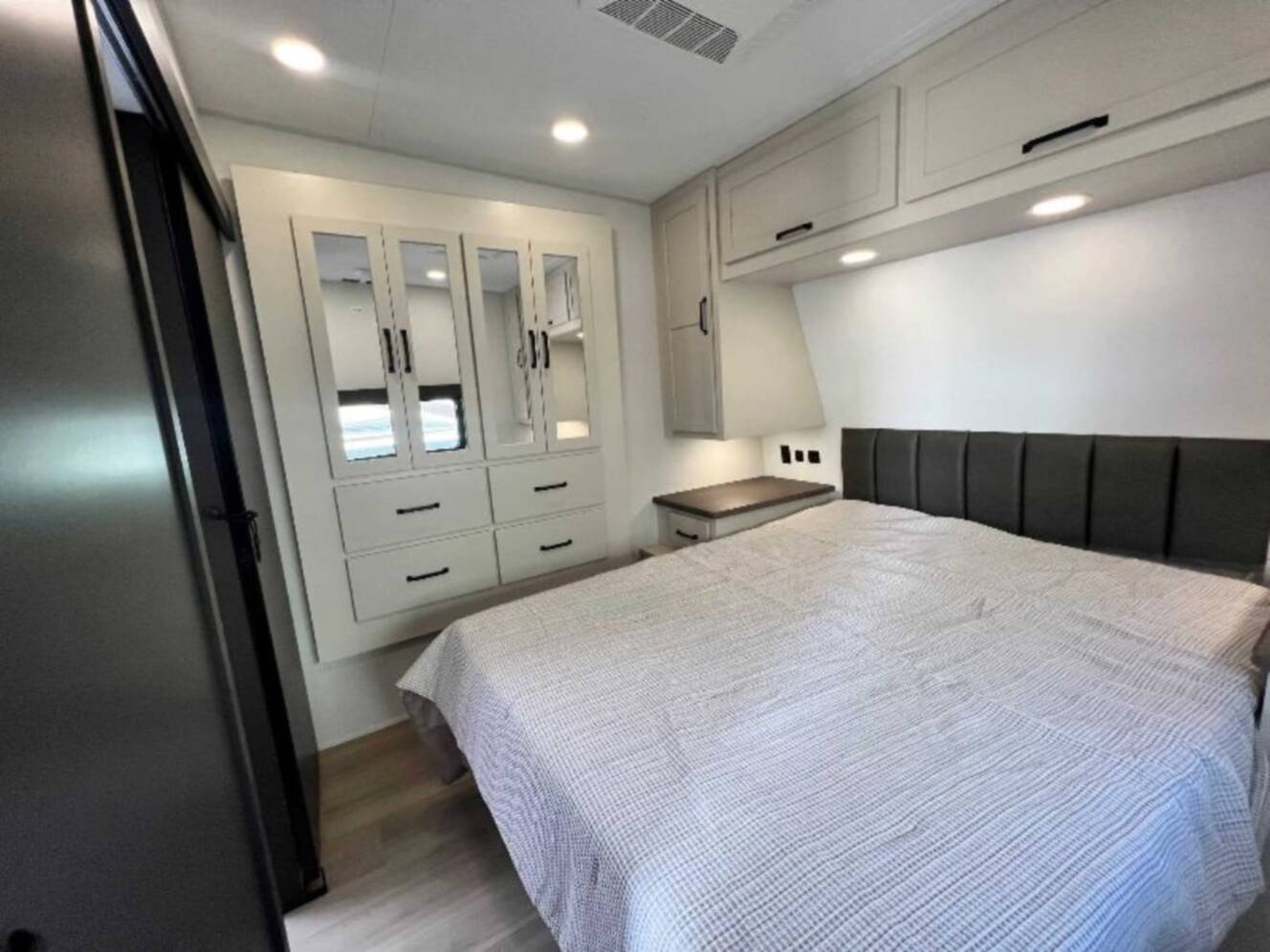 A photo of this 2026 Grand Design Momentum G-Class 21G