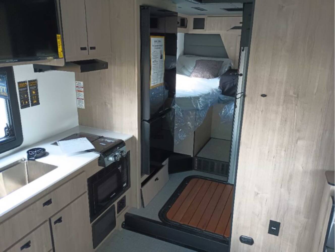 A photo of this 2026 Grand Design Lineage Series M 25TK