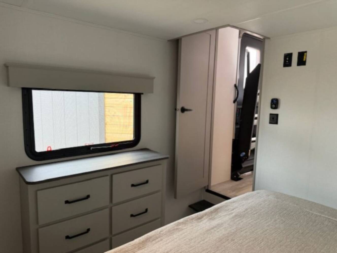 A photo of this 2026 Keystone Montana High Country 377FL