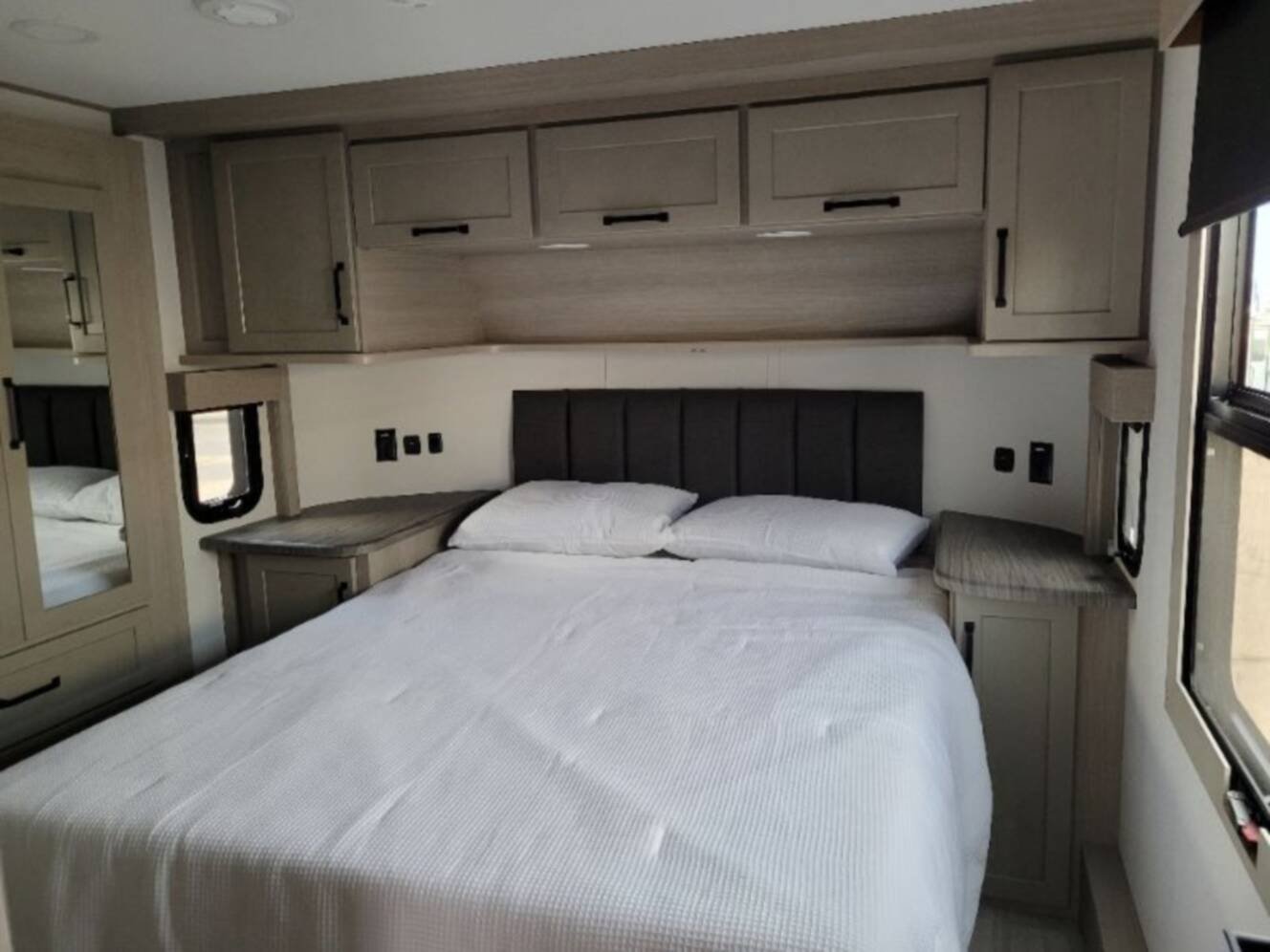 A photo of this 2025 Grand Design Momentum M-Class 344M