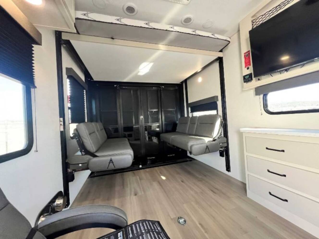 A photo of this 2026 Grand Design Momentum G-Class 21G