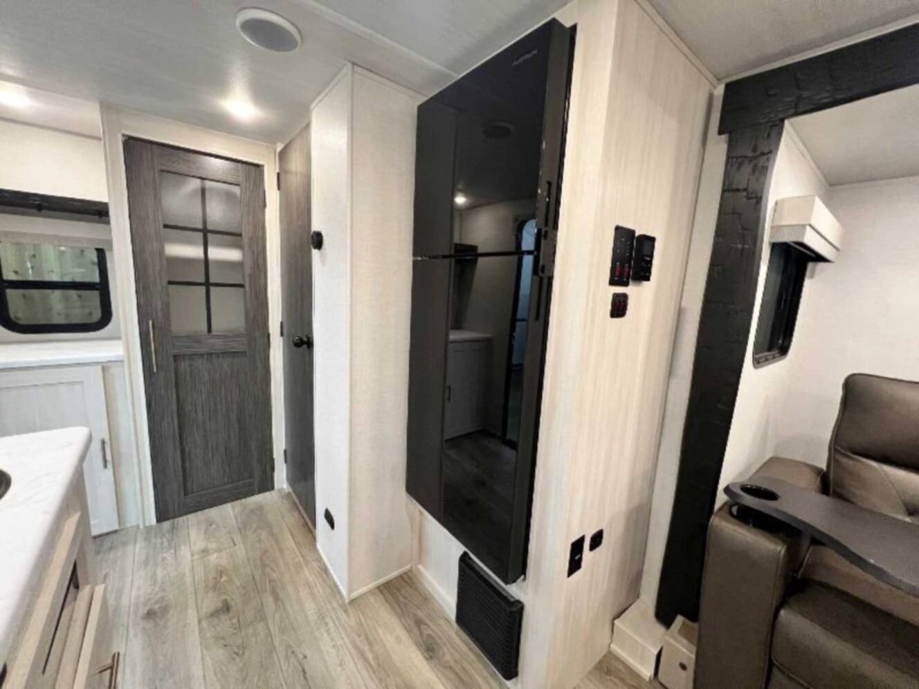 A photo of this 2026 Forest River R-Pod RP-206