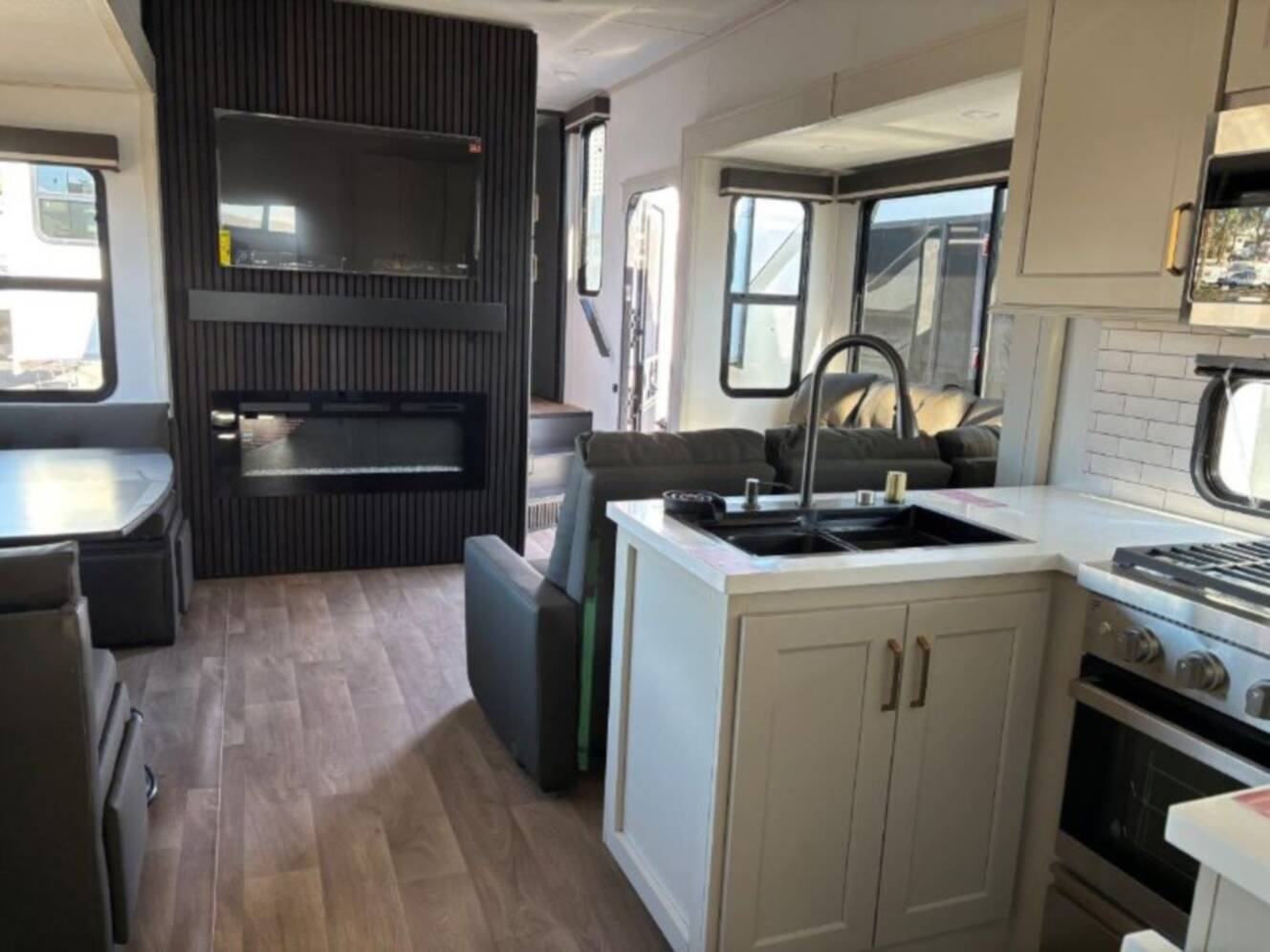 A photo of this 2026 Grand Design Influence 3904BH