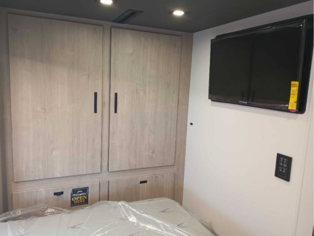 A photo of this 2026 Grand Design Lineage Series F 31ZW