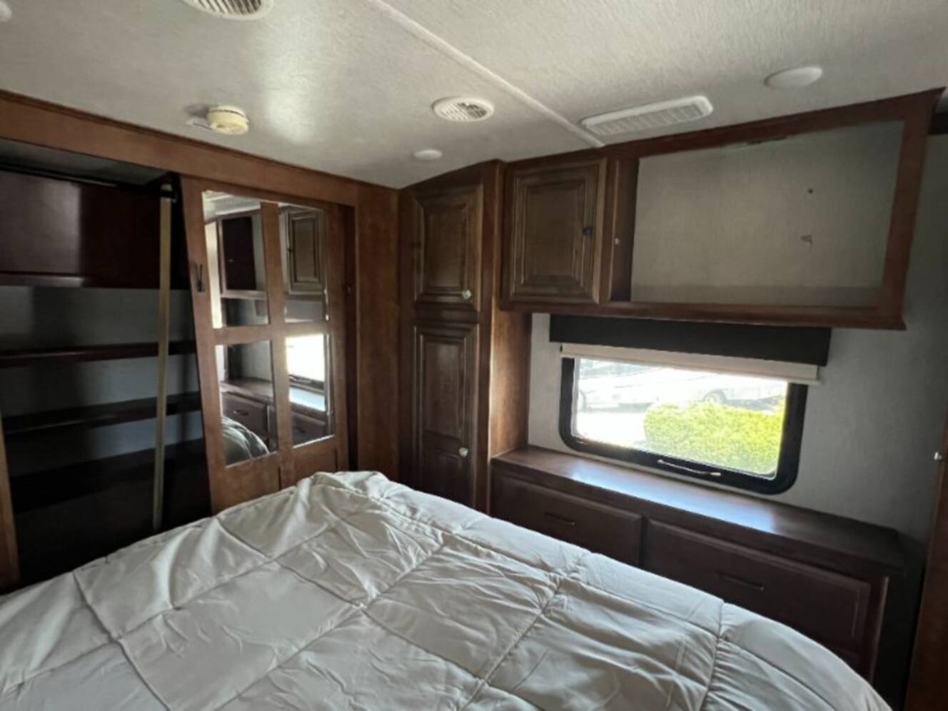 A photo of this 2019 Heartland Bighorn BH 3160 ELITE