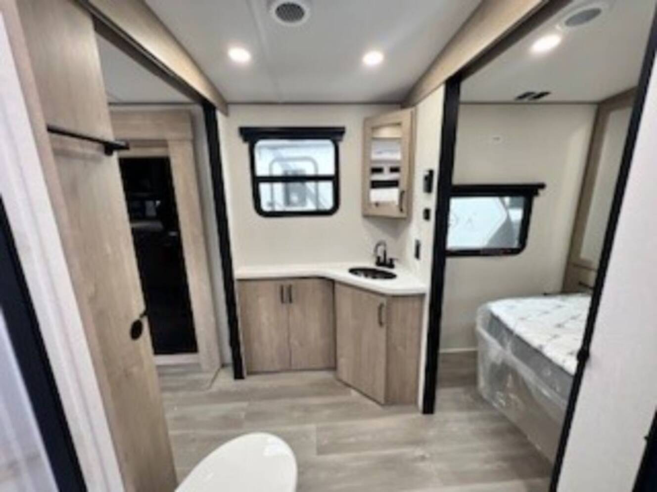 A photo of this 2026 Grand Design Imagine 2500RL