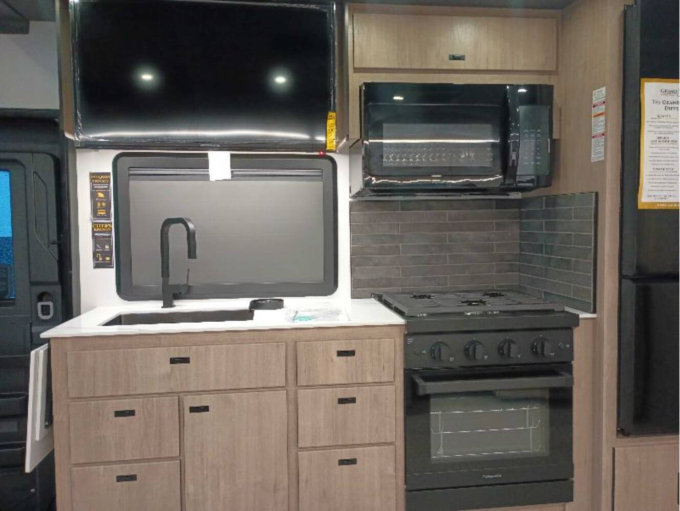 A photo of this 2026 Grand Design Lineage Series F 31ZW